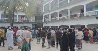 টুপি পরা নিয়ে বিরোধ, মাদ্রাসাছাত্রকে গলা কেটে হত্যা!